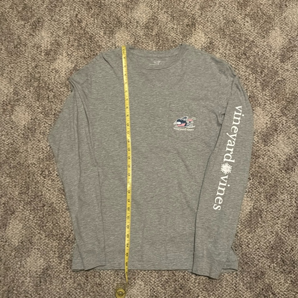 Vineyard Vines Long Sleeve Winter Graphic T-Shirt (Gray)